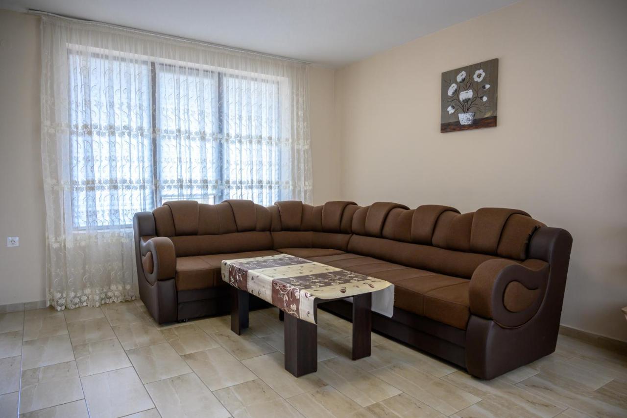Къща За Гости „Жоро И Дани “ Villa Sapareva Banya Ngoại thất bức ảnh