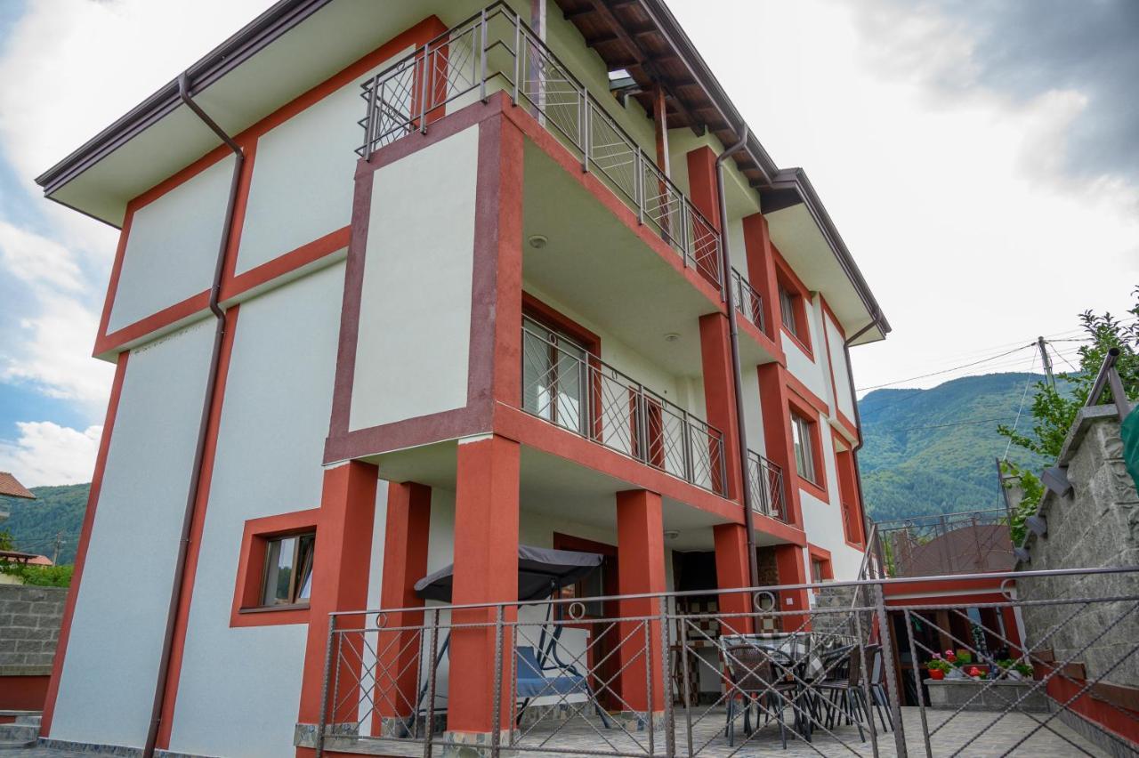 Къща За Гости „Жоро И Дани “ Villa Sapareva Banya Ngoại thất bức ảnh