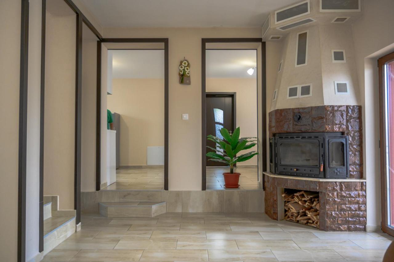 Къща За Гости „Жоро И Дани “ Villa Sapareva Banya Ngoại thất bức ảnh