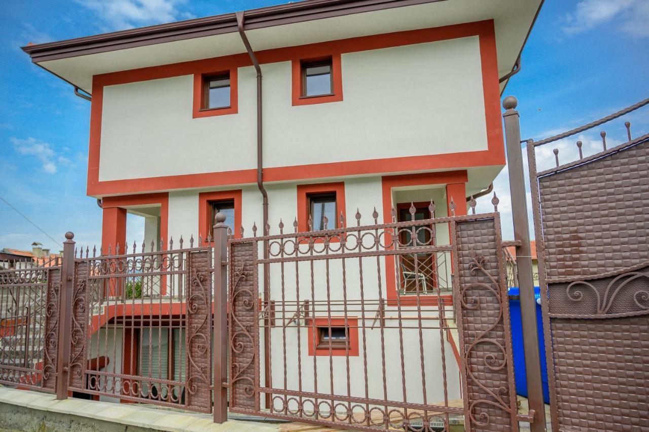 Къща За Гости „Жоро И Дани “ Villa Sapareva Banya Ngoại thất bức ảnh