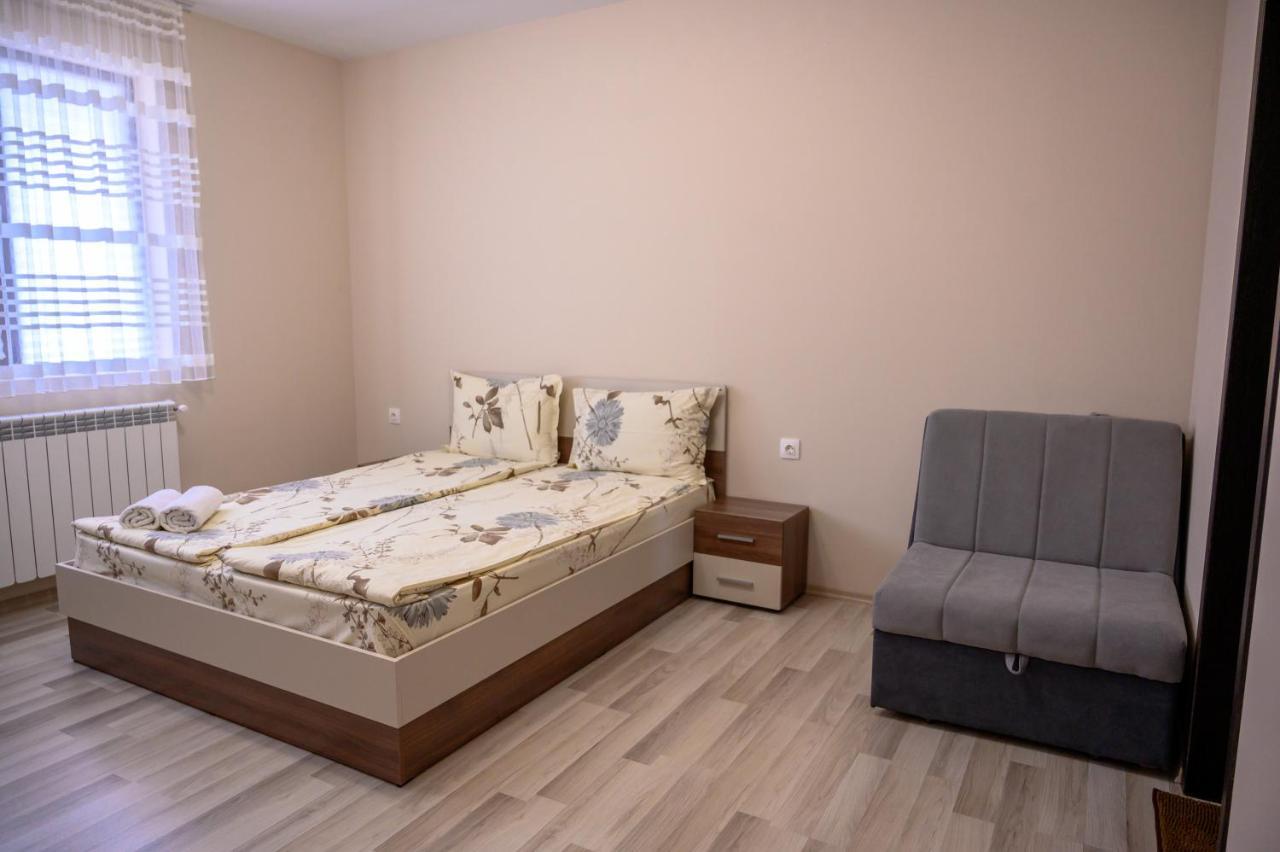 Къща За Гости „Жоро И Дани “ Villa Sapareva Banya Ngoại thất bức ảnh
