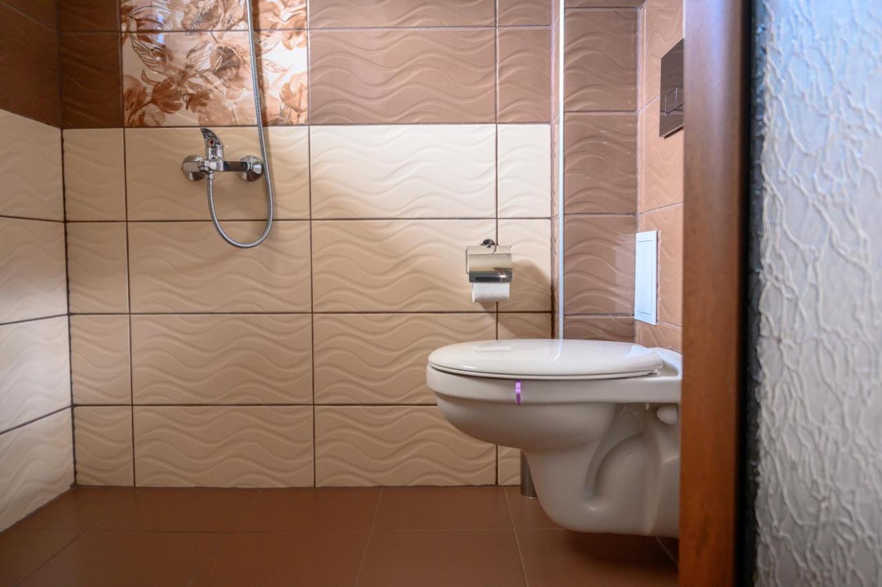 Къща За Гости „Жоро И Дани “ Villa Sapareva Banya Ngoại thất bức ảnh