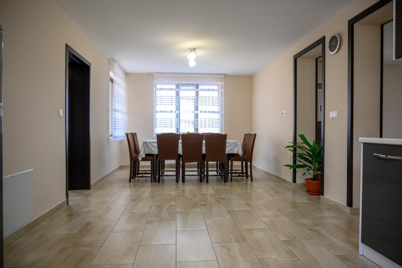 Къща За Гости „Жоро И Дани “ Villa Sapareva Banya Ngoại thất bức ảnh